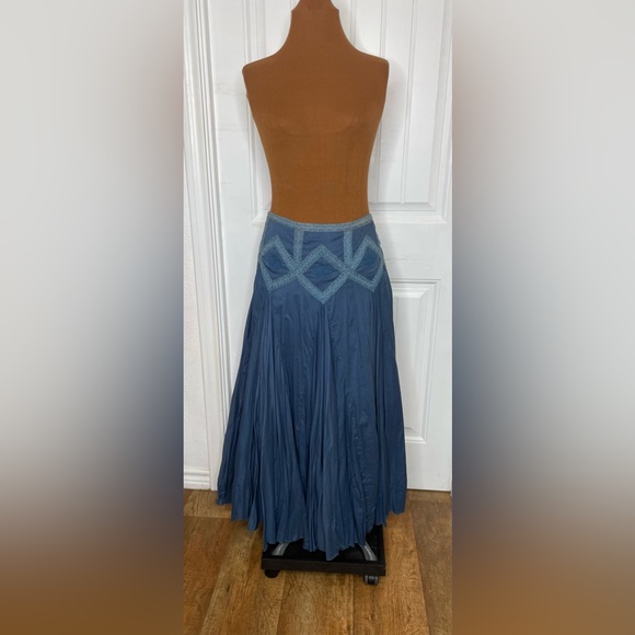 Dresses & Skirts - Elegant Blue Maxi Skirt